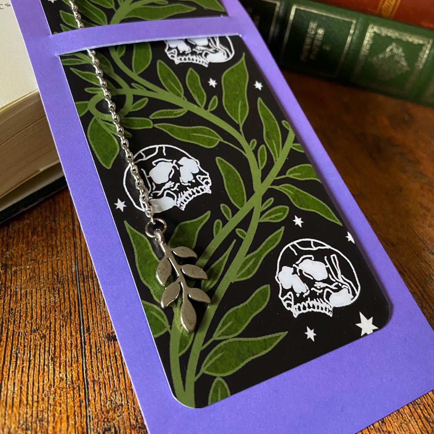 Dark Skull, Chain Bookmark