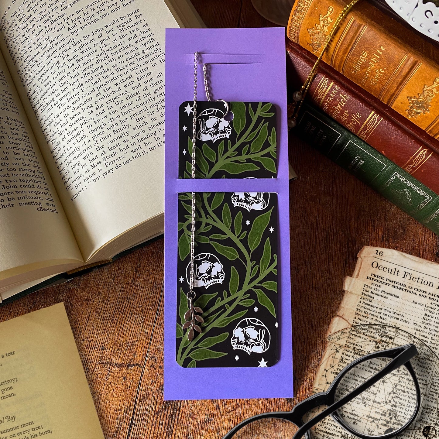 Dark Skull, Chain Bookmark