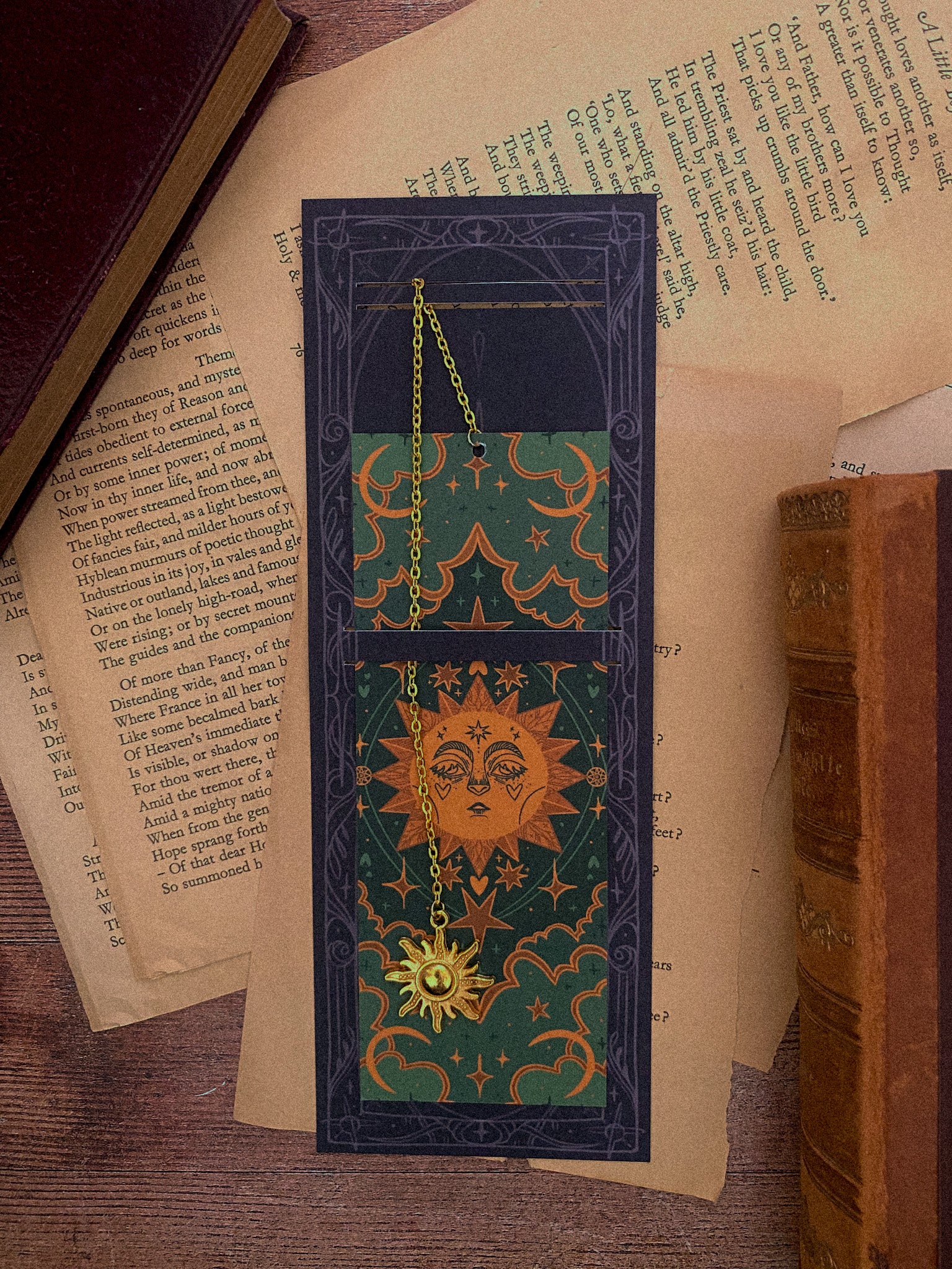 Fairytale Sun - Chain Bookmark