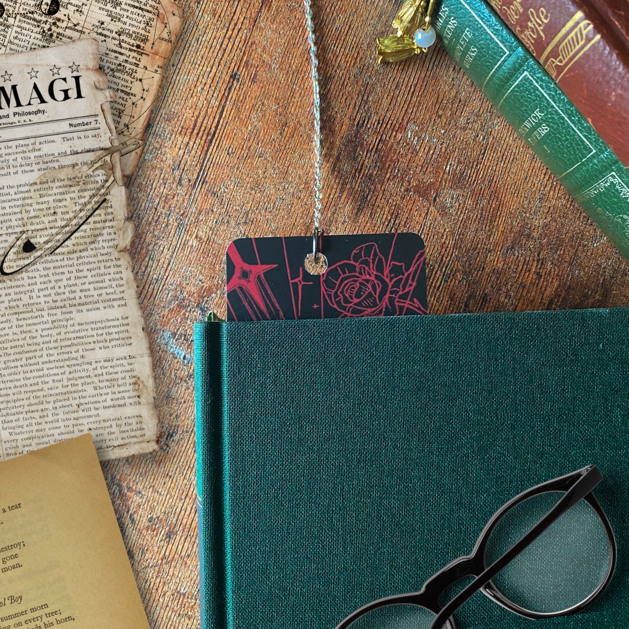 Dark Romance Reader, Chain Bookmark