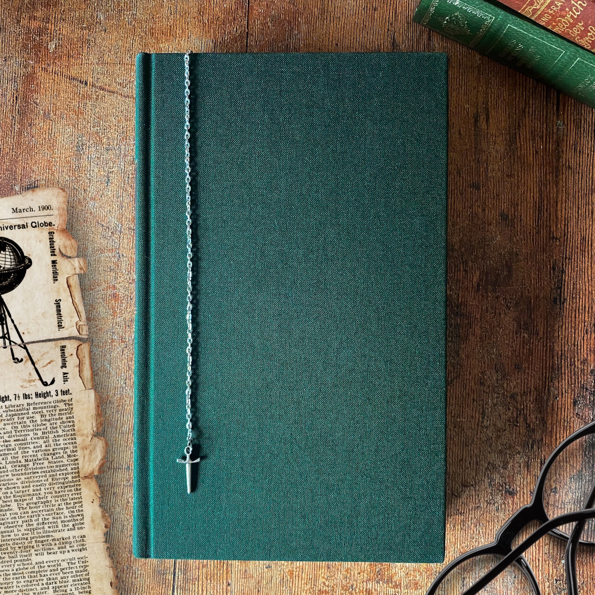 Dark Romance Reader, Chain Bookmark