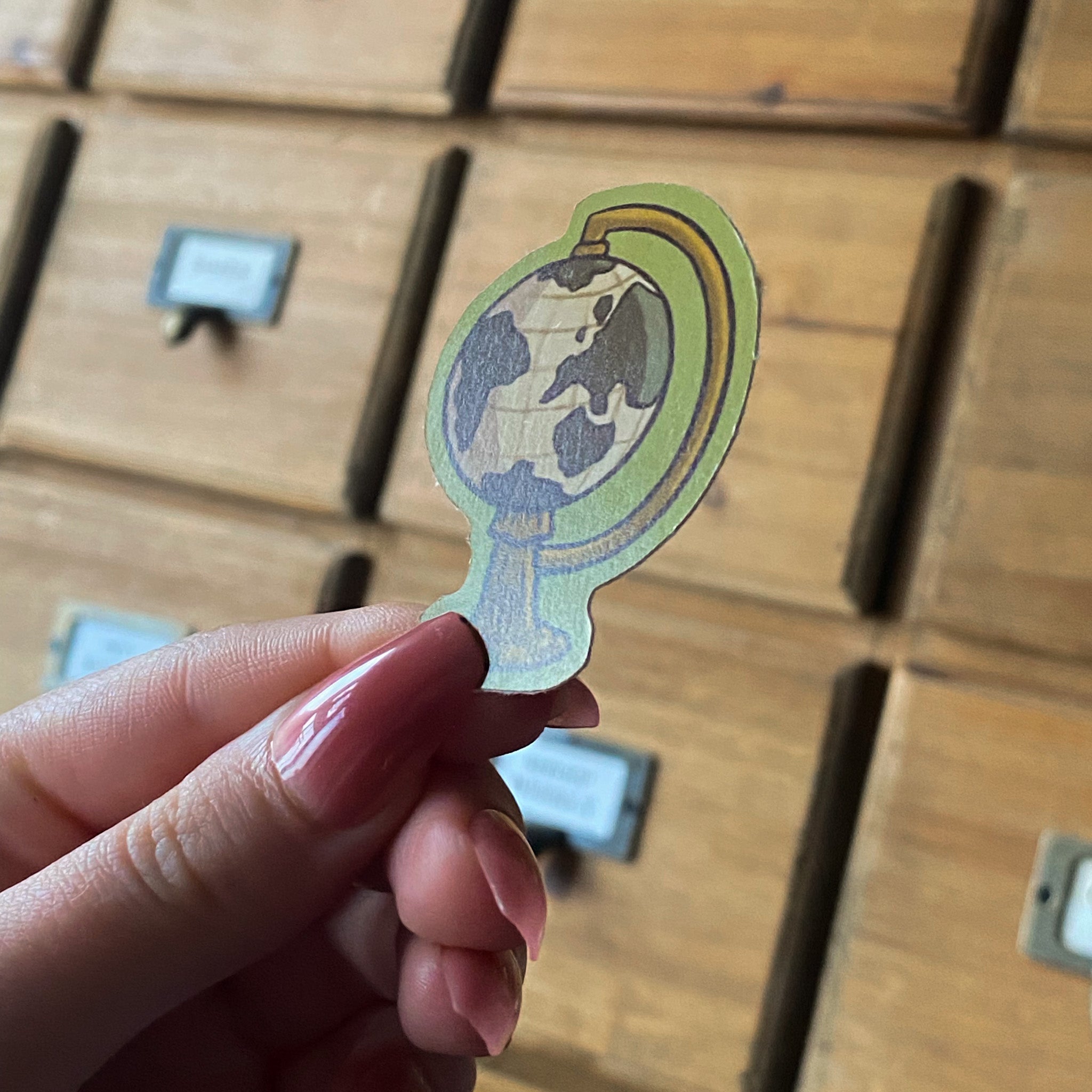 Vintage Globe - Sticker